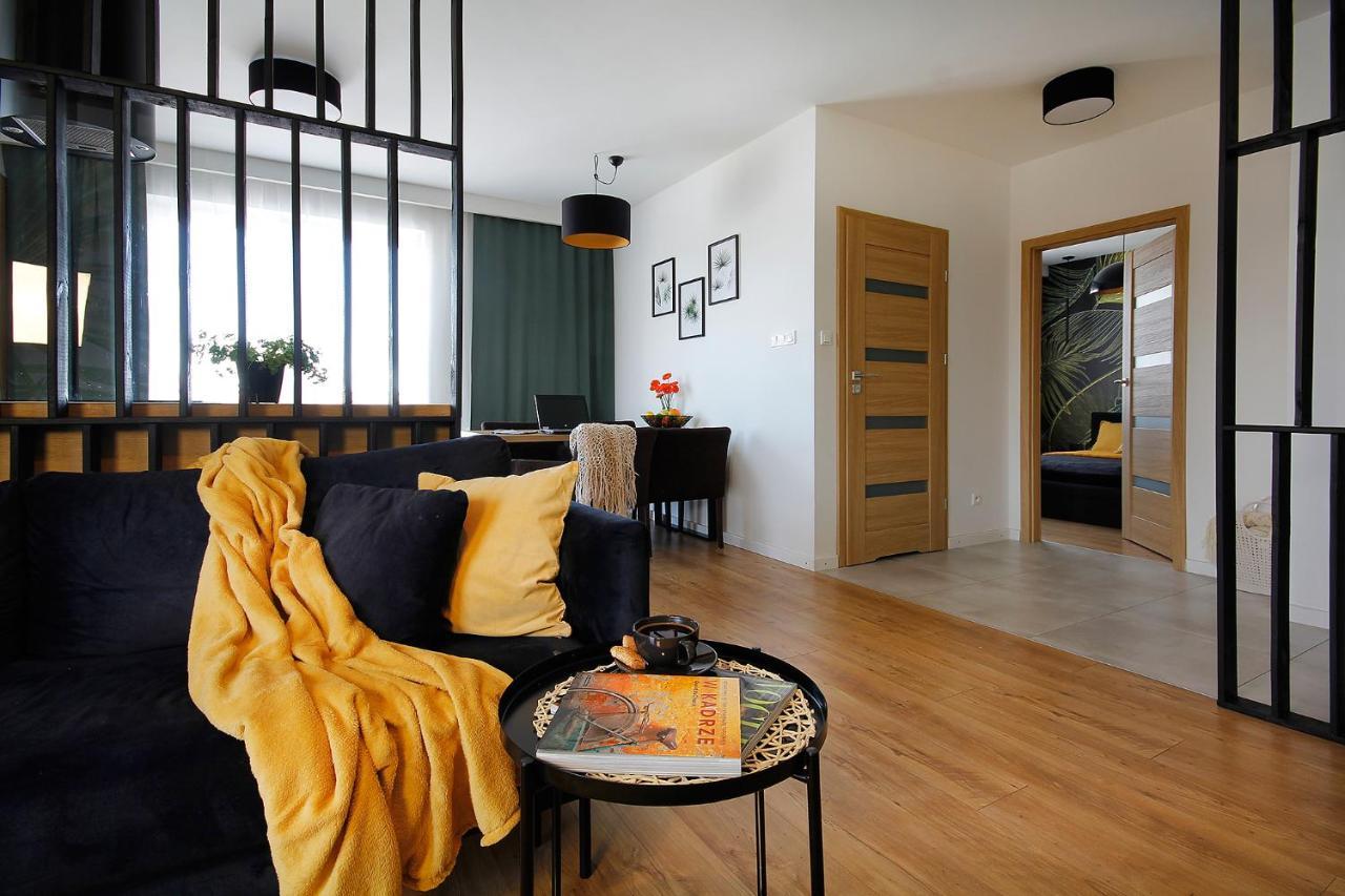 W&K Apartments - Gold Suite - Faktura Vat, Parking Кошалін Екстер'єр фото