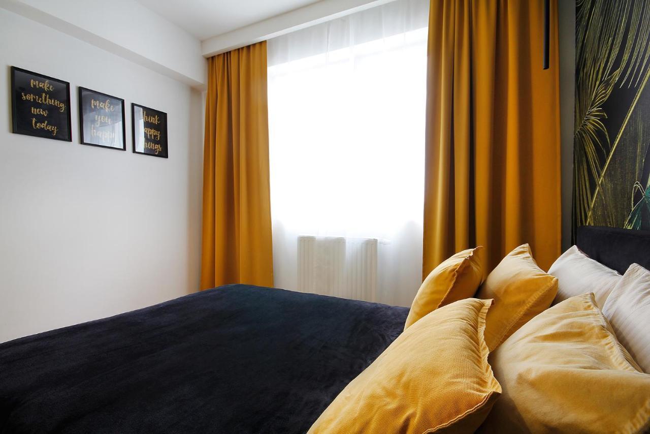 W&K Apartments - Gold Suite - Faktura Vat, Parking Кошалін Екстер'єр фото