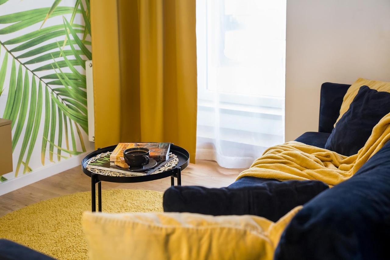 W&K Apartments - Gold Suite - Faktura Vat, Parking Кошалін Екстер'єр фото