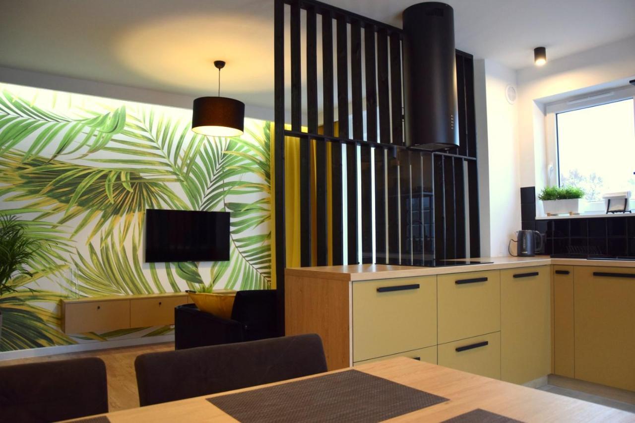 W&K Apartments - Gold Suite - Faktura Vat, Parking Кошалін Екстер'єр фото
